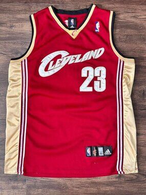 ADIDAS LEBRON JAMES CLEVELAND CAVALIERS JERSEY RED / GOLD - 50 (LARGE)